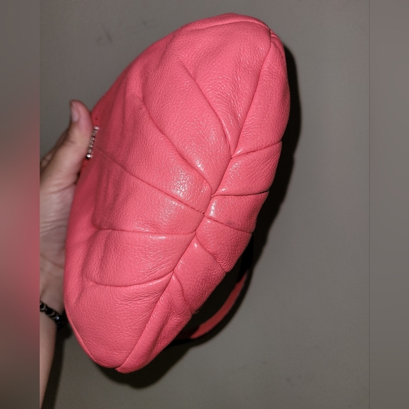 Coach Ashley Pink Pleated Bag - Picture 3 of 10